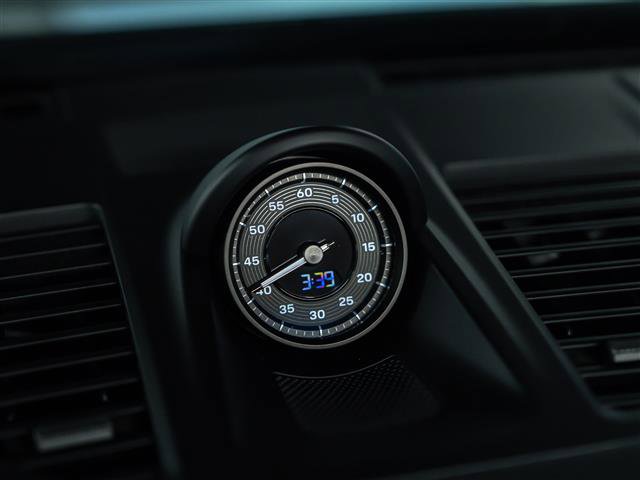 Certified 2025 Porsche 911 Carrera GTS RWD image 28