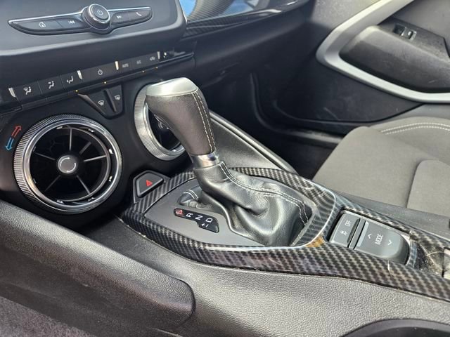 Used 2021 Chevrolet Camaro LT image 23