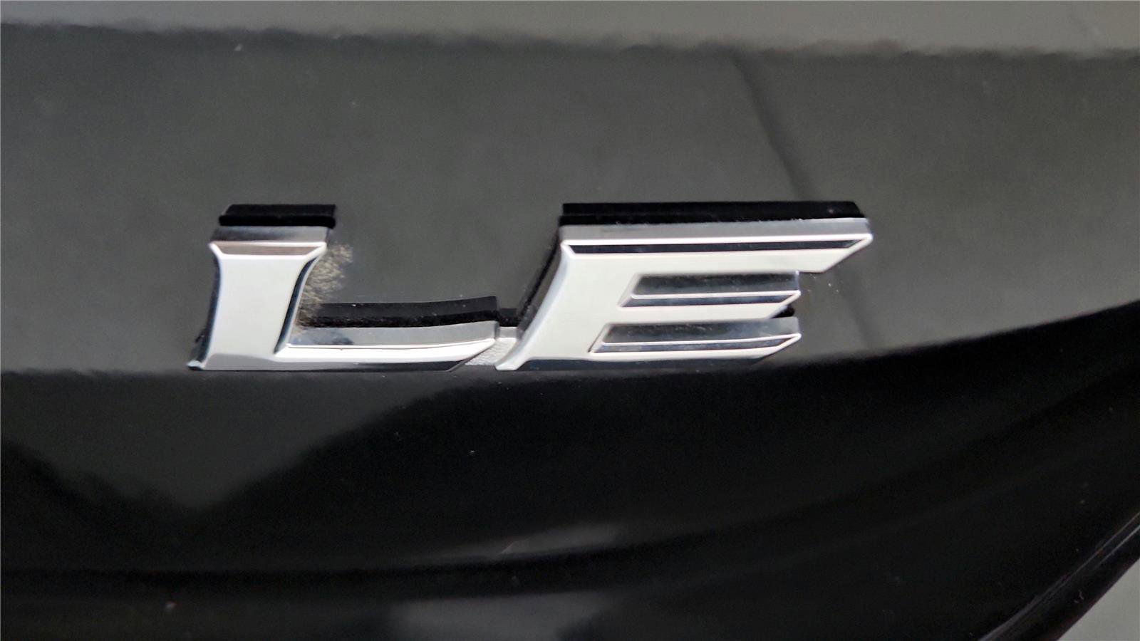 Used 2022 Toyota Camry LE image 14