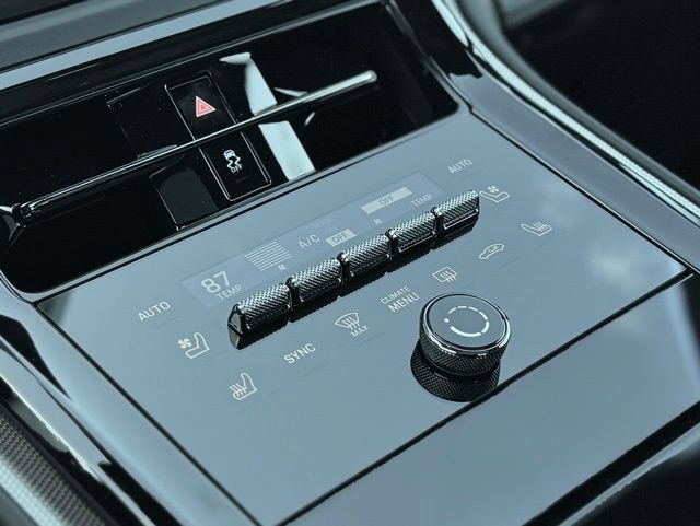 New 2026 Porsche Panamera 4 AWD/4WD image 31