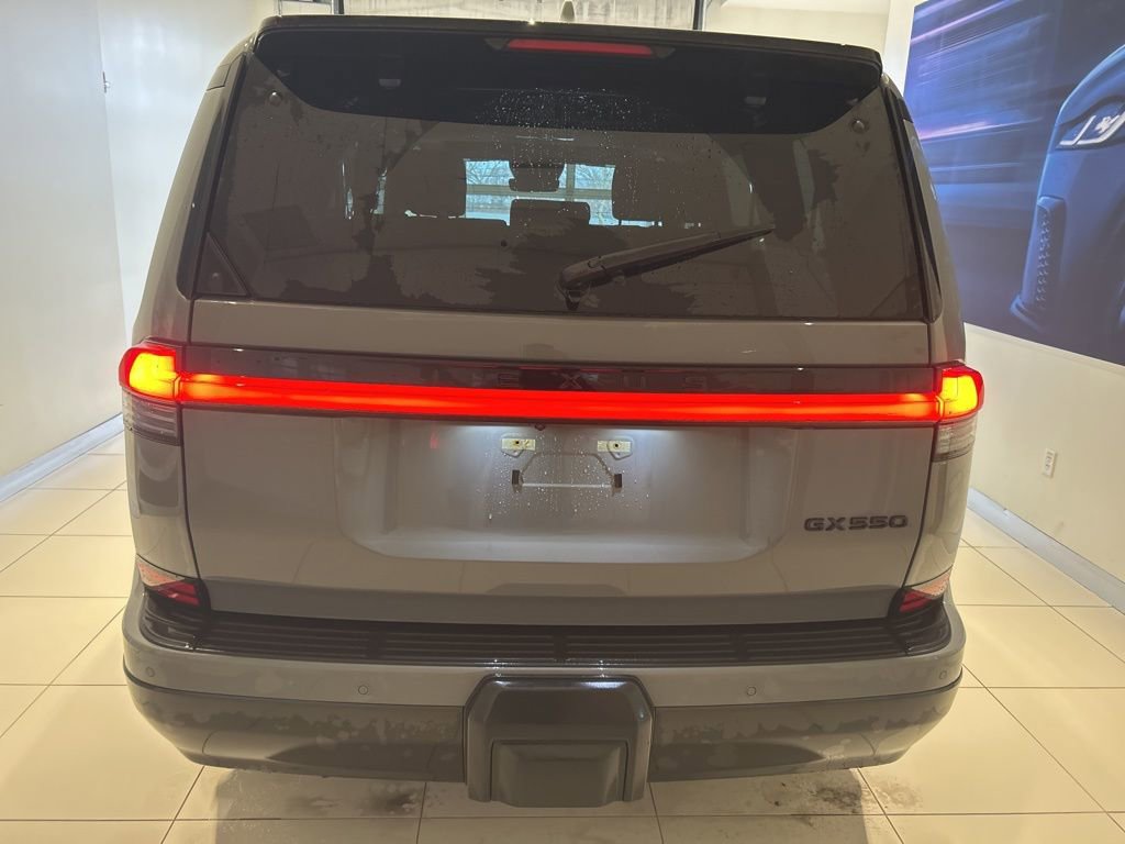 Used 2025 Lexus GX 550 image 17