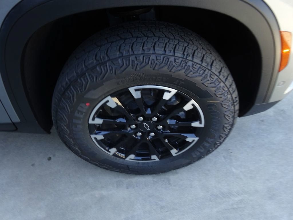 New 2026 Chevrolet Traverse Z71 w/ Enhanced Driving Package AWD/4WD image 10