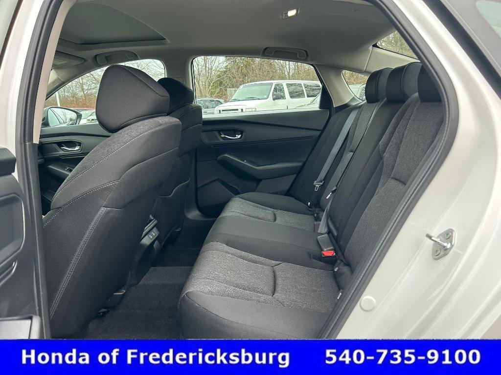 Used 2025 Honda Accord SE image 22