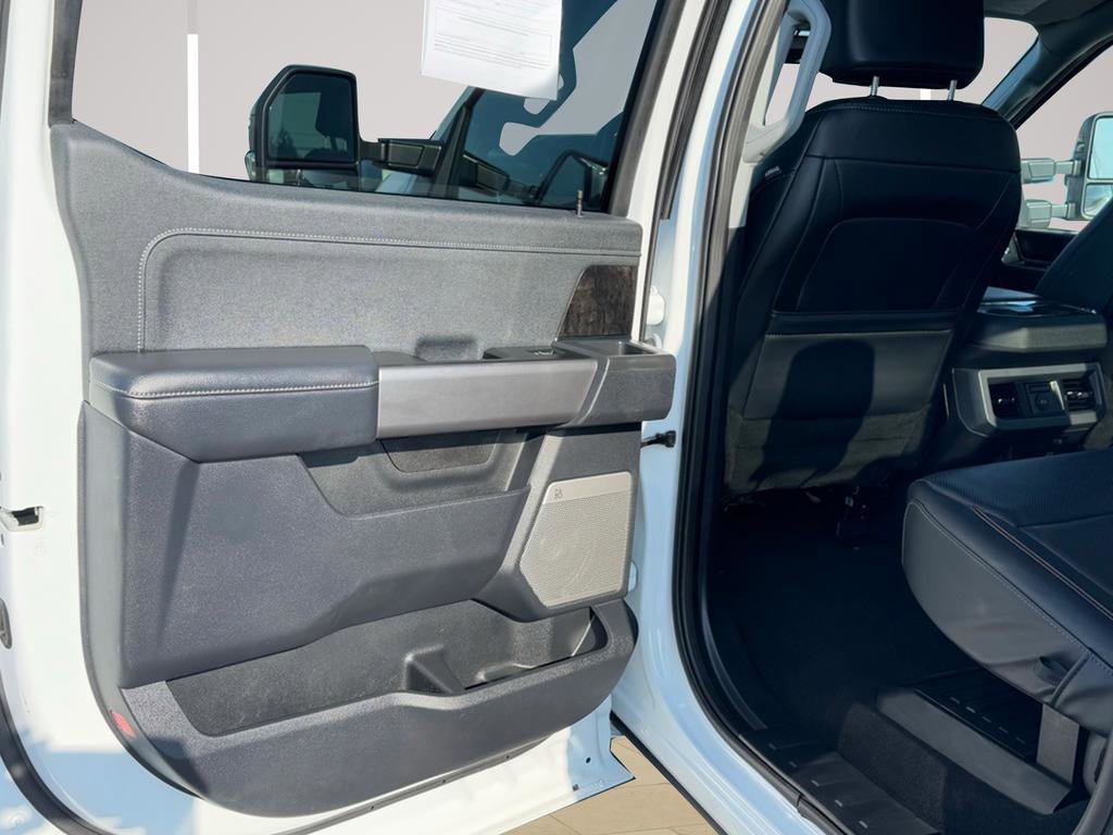 Used 2024 Ford F250 Lariat image 34