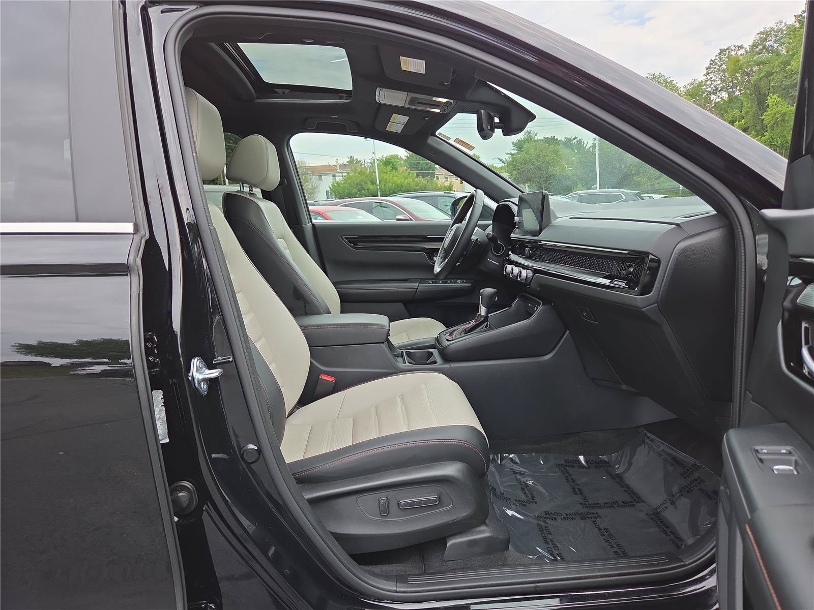 Used 2025 Honda CR-V Sport Touring image 26