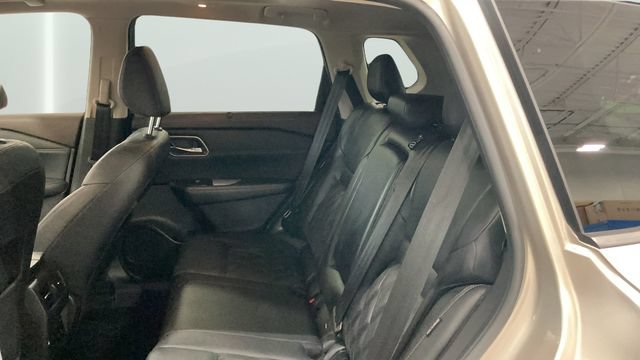 Used 2021 Nissan Rogue Platinum AWD/4WD image 13