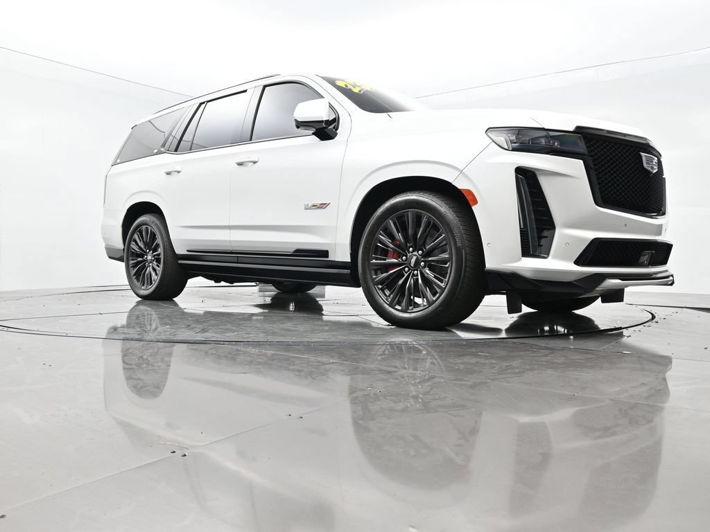 Used 2023 Cadillac Escalade V w/ LPO, ONYX Package AWD/4WD image 48