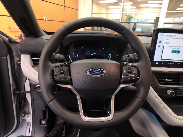 New 2027 Ford Explorer Platinum w/ LUX Leather Package AWD/4WD image 13