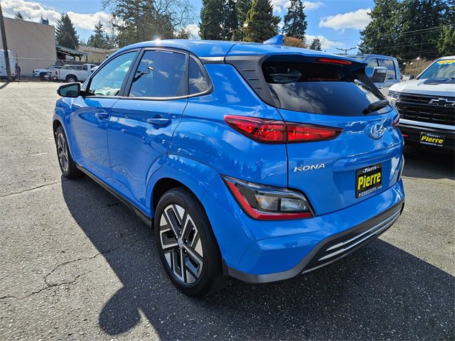 Used 2023 Hyundai Kona SEL image 3