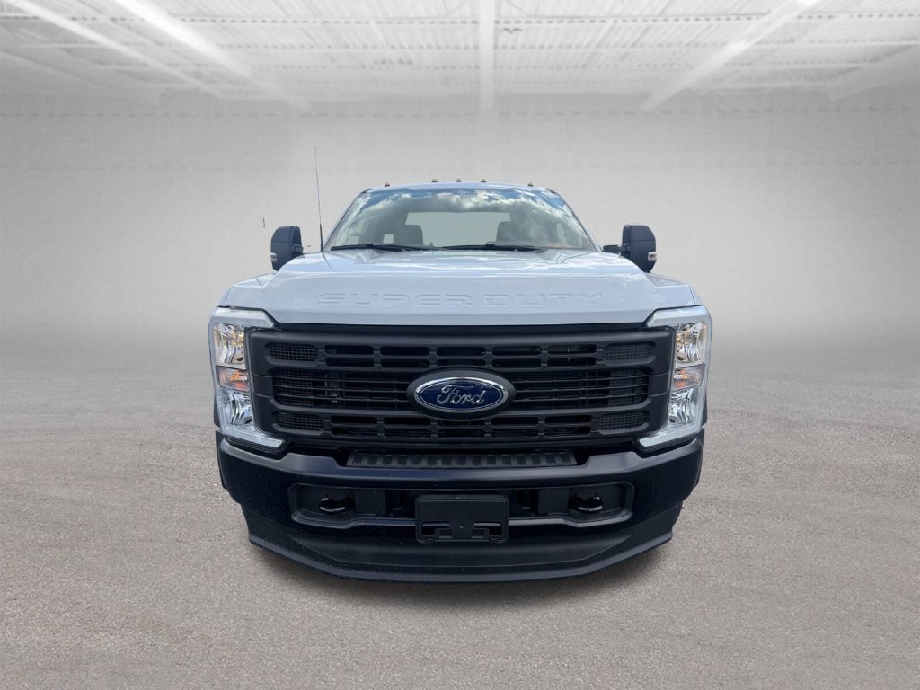 New 2026 Ford F550 4x4 Regular Cab Super Duty image 11