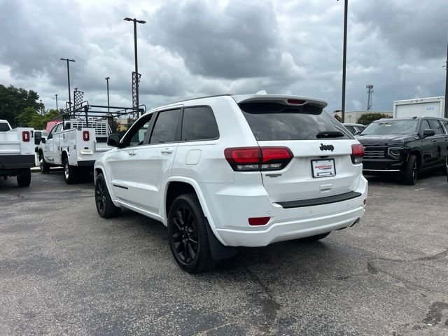 Used 2022 Jeep Grand Cherokee Laredo X RWD image 5
