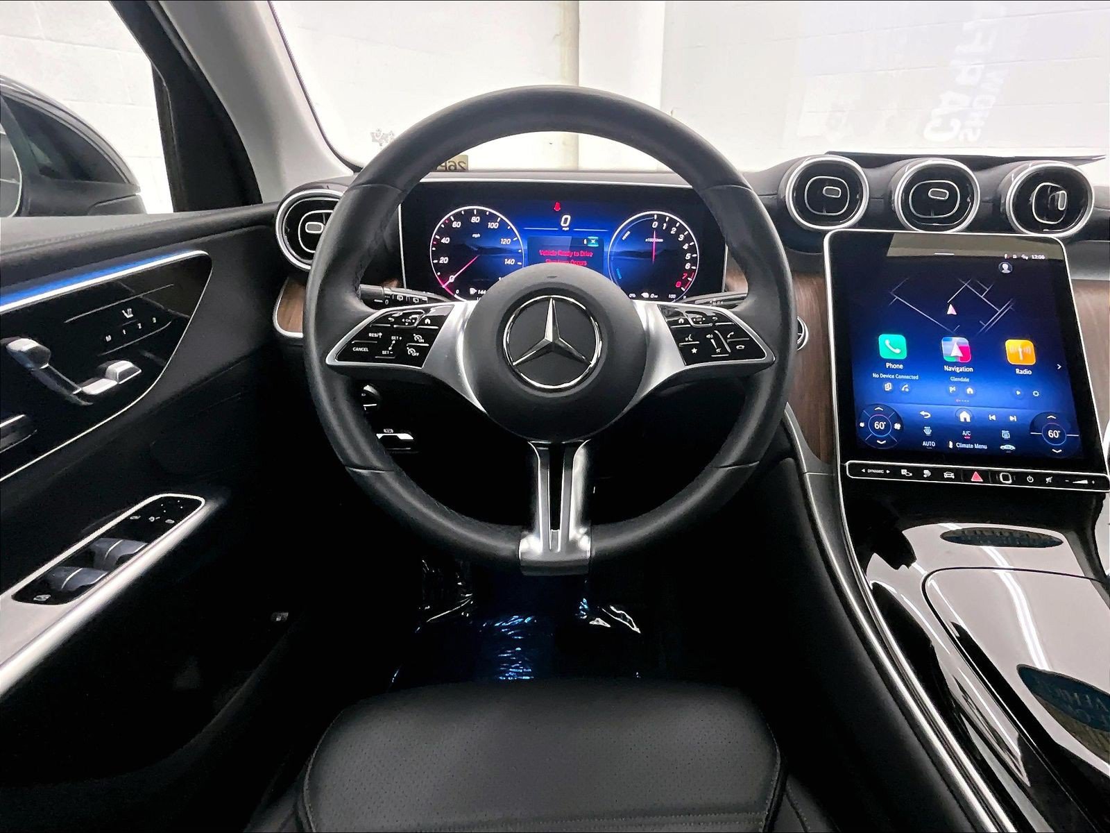 Certified 2025 Mercedes-Benz GLC 350e 4MATIC image 4