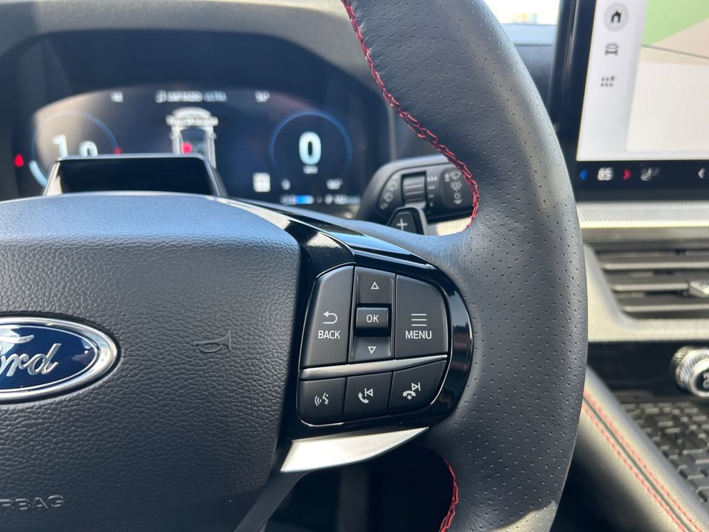 Used 2025 Ford Explorer ST AWD/4WD image 18