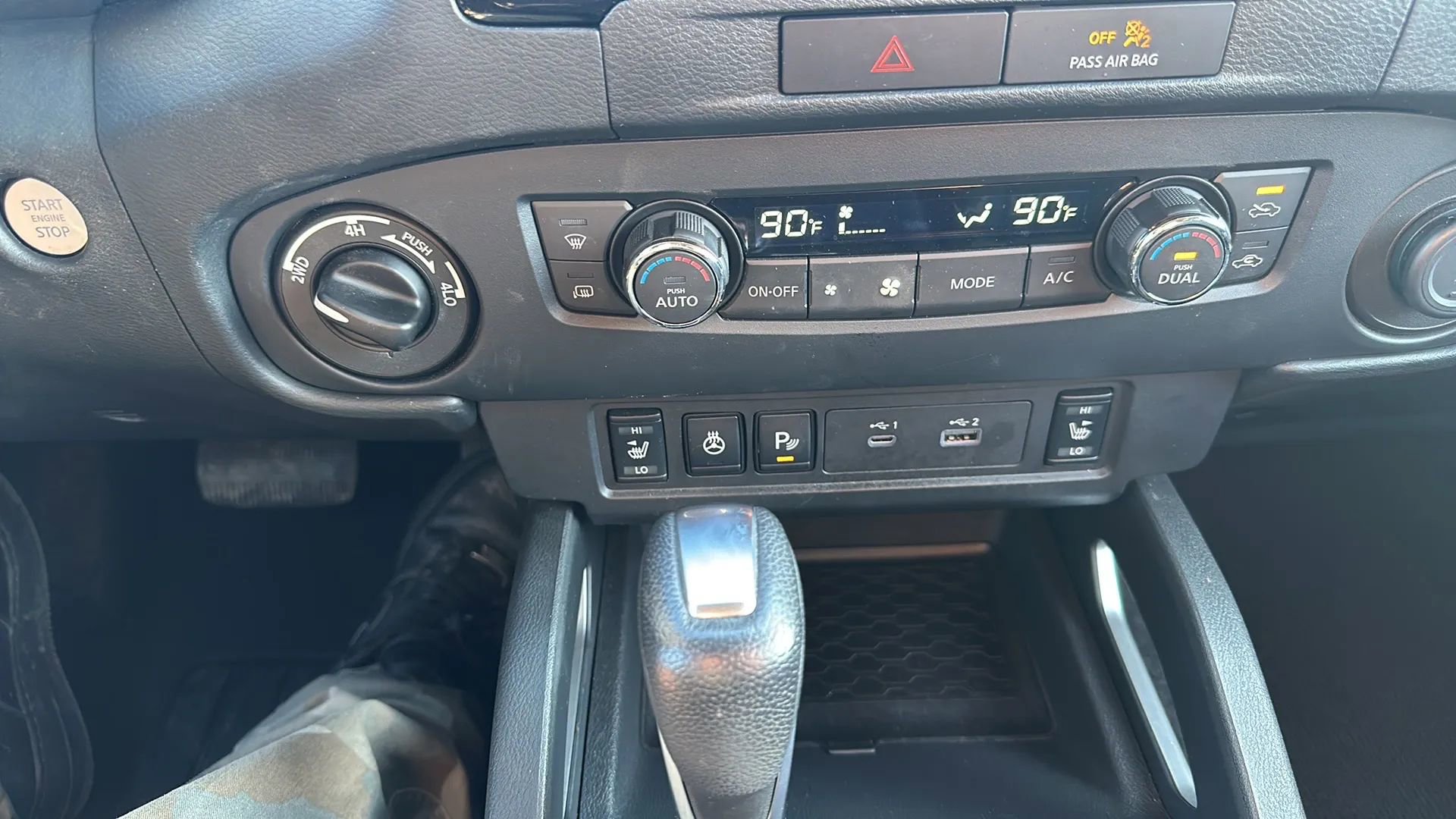 Used 2022 Nissan Frontier SV image 28