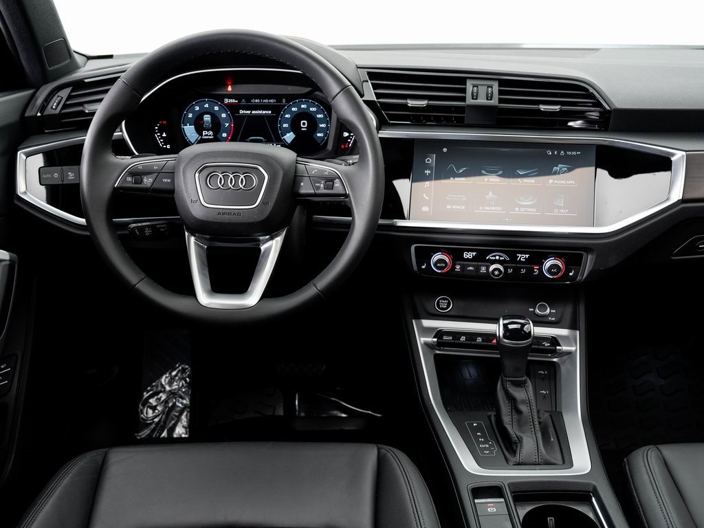 Certified 2024 Audi Q3 2.0T Premium image 16