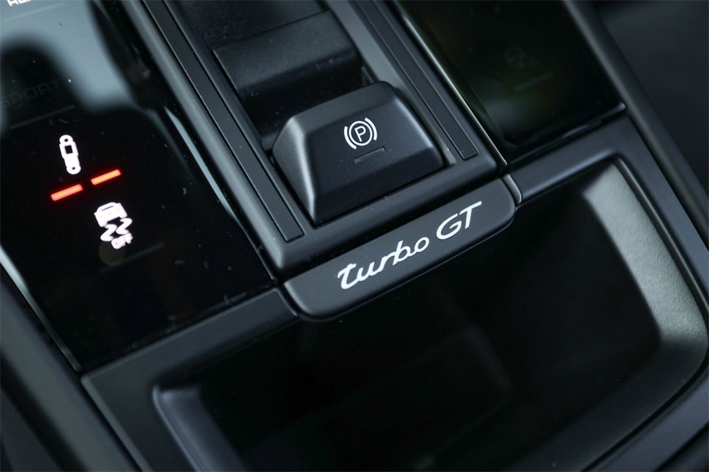 Used 2023 Porsche Cayenne Turbo GT image 35