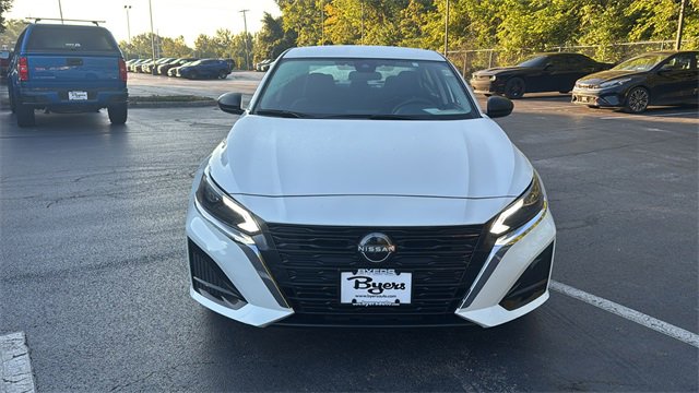 Used 2024 Nissan Altima 2.5 S image 8