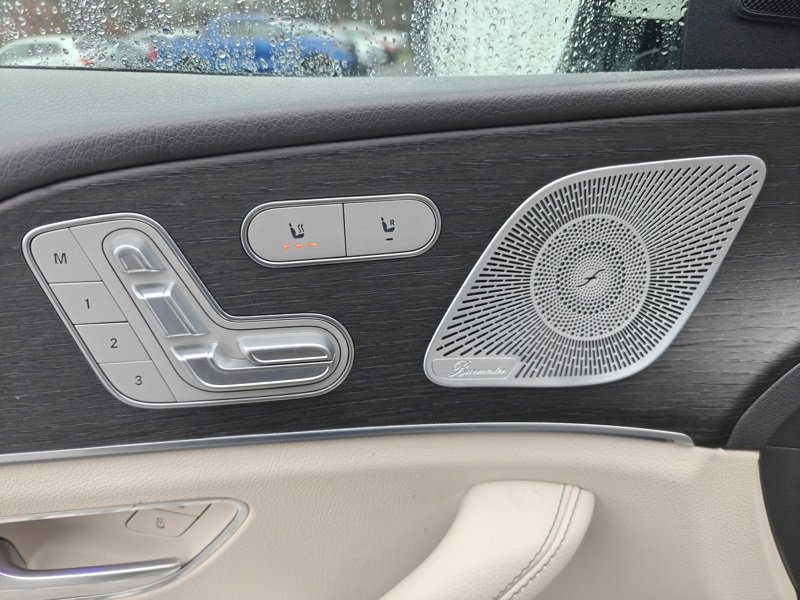 Used 2020 Mercedes-Benz GLE 350 4MATIC image 7