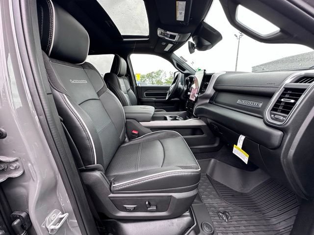 New 2026 RAM 3500 Laramie AWD/4WD image 29