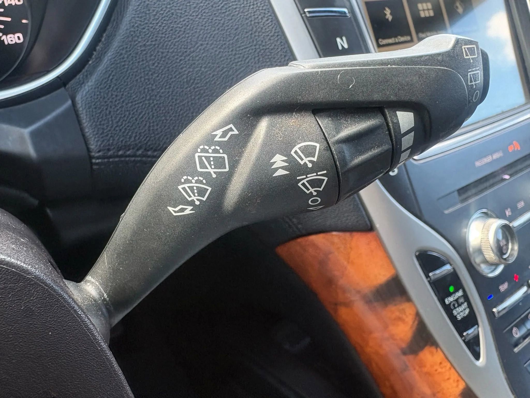 Used 2018 Lincoln MKX Reserve image 21