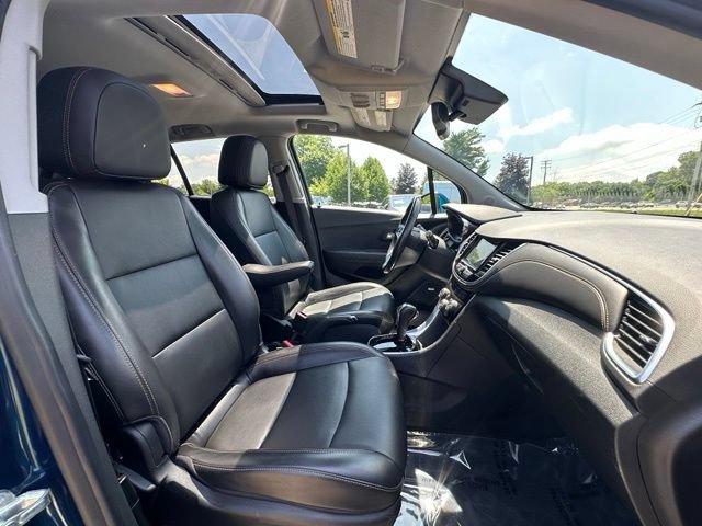 Used 2019 Chevrolet Trax Premier w/ LPO, Protection Package AWD/4WD image 26
