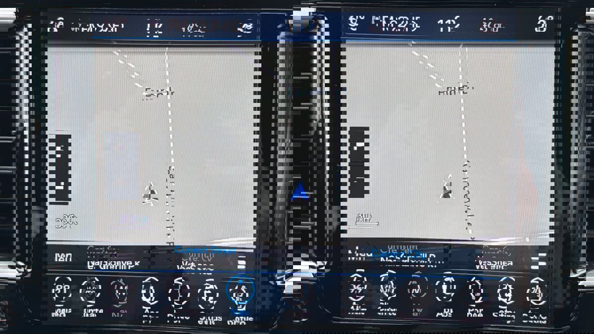 Used 2020 Chrysler Pacifica Touring-L Plus image 33