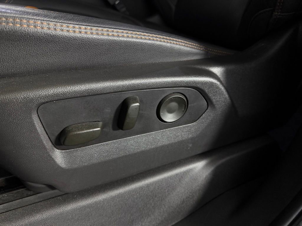 Used 2024 GMC Sierra 1500 AT4 w/ Technology Package image 22