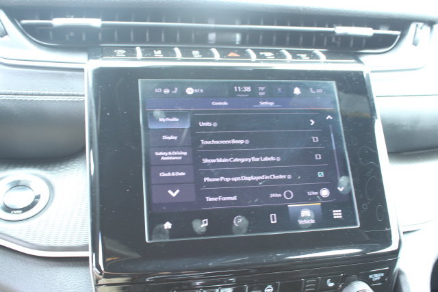 Used 2025 Jeep Grand Cherokee L Laredo w/ Luxury Tech Group I AWD/4WD image 18