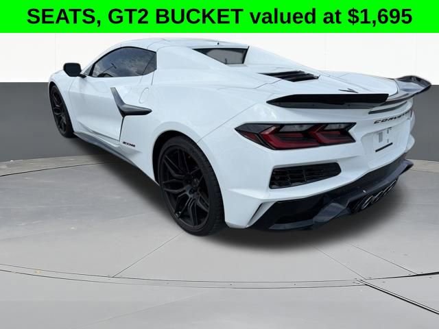Used 2024 Chevrolet Corvette Z06 RWD image 4