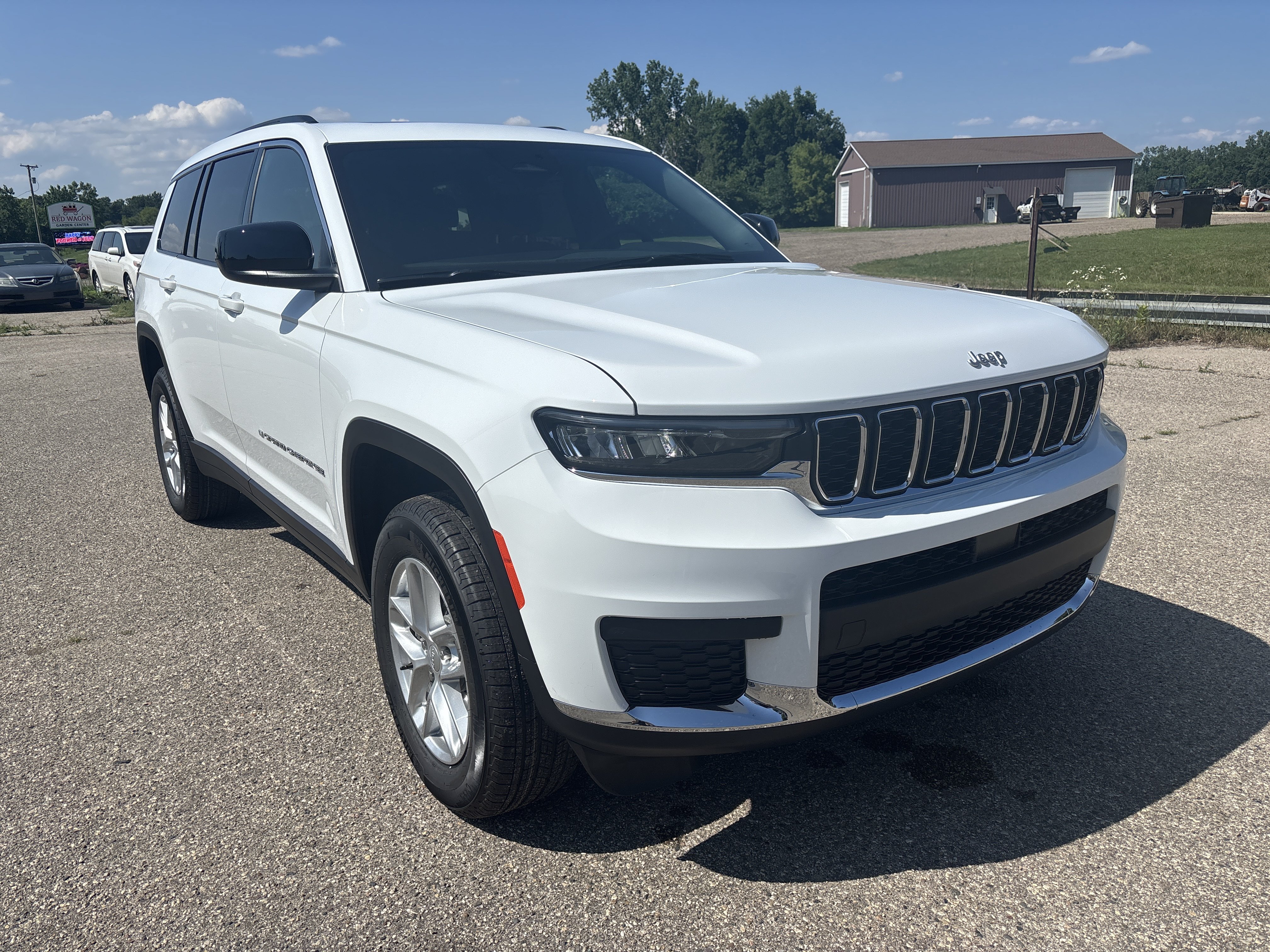 New 2026 Jeep Grand Cherokee L 4WD image 1
