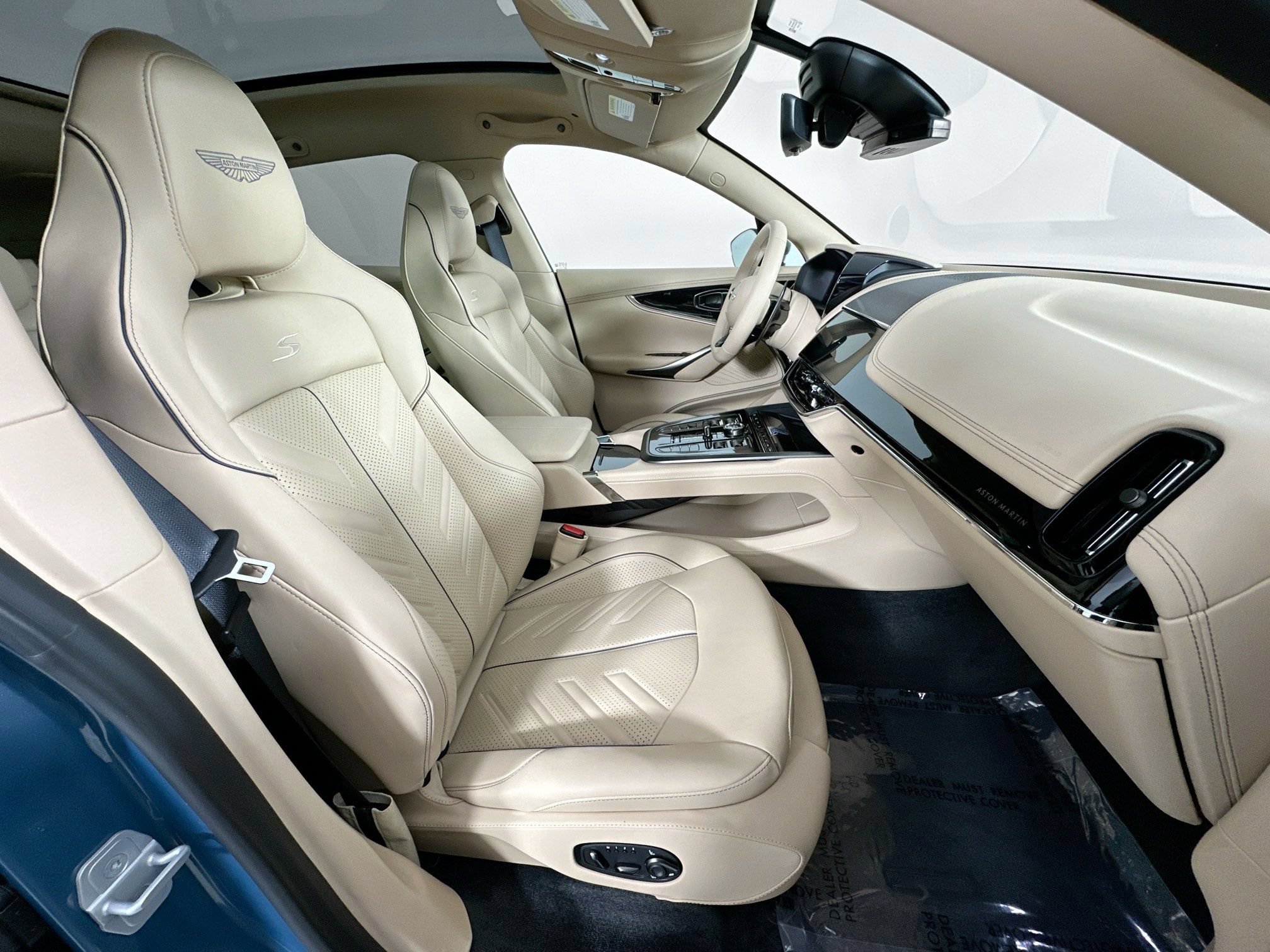 New 2026 Aston Martin DBX S AWD/4WD image 25