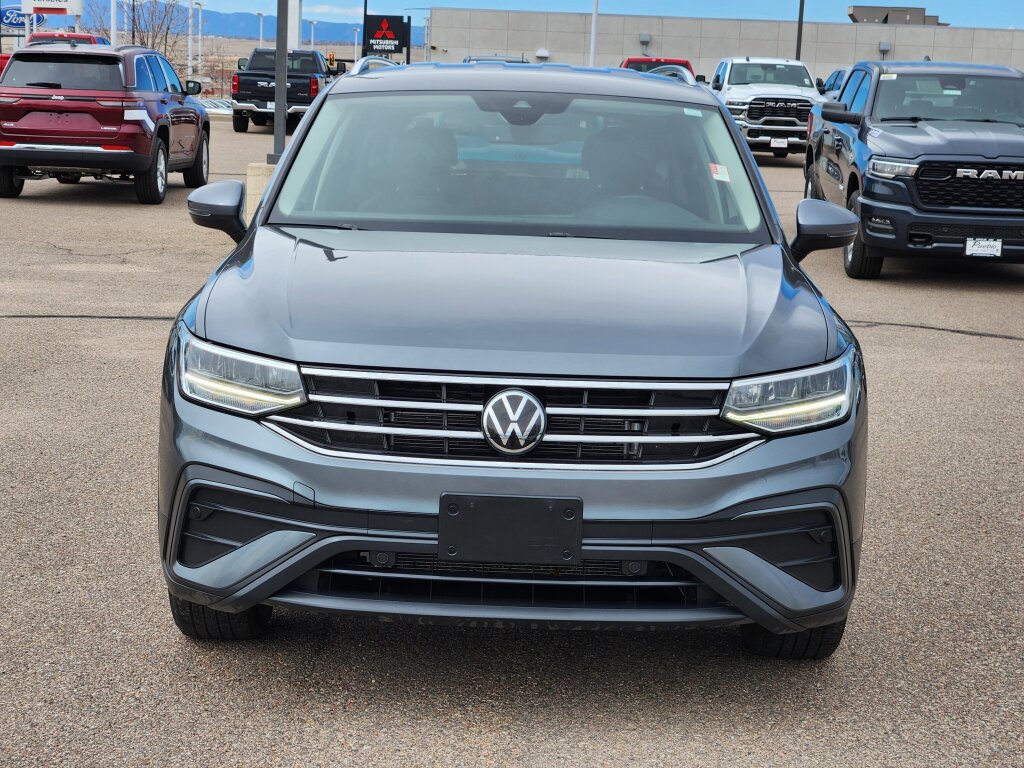 Used 2024 Volkswagen Tiguan SE image 6