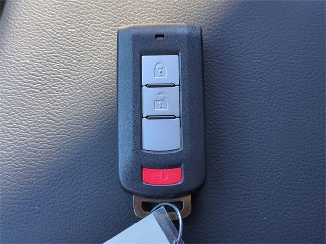 Used 2024 Mitsubishi Eclipse Cross SE image 30