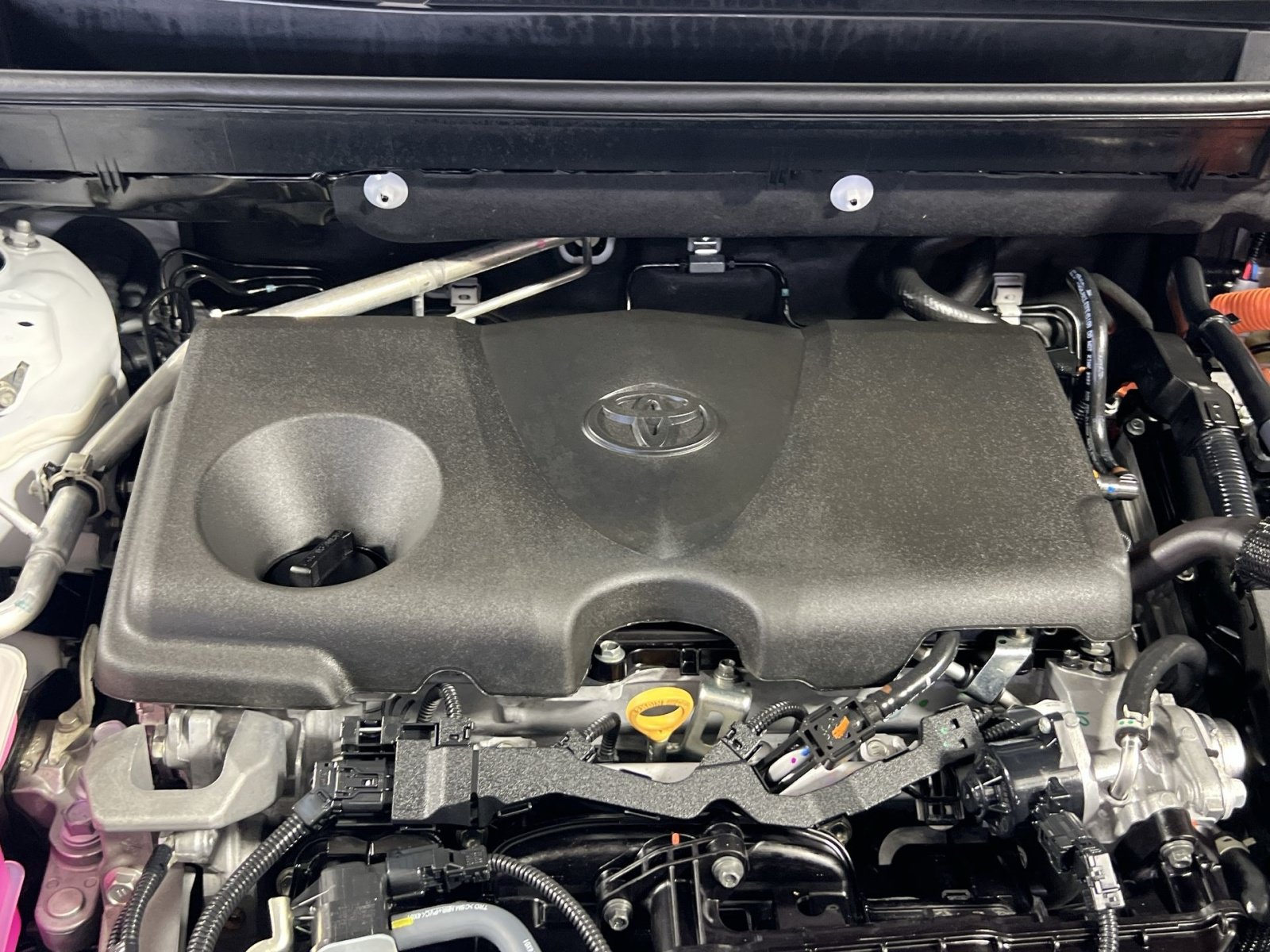 Used 2025 Toyota RAV4 XLE AWD/4WD image 29