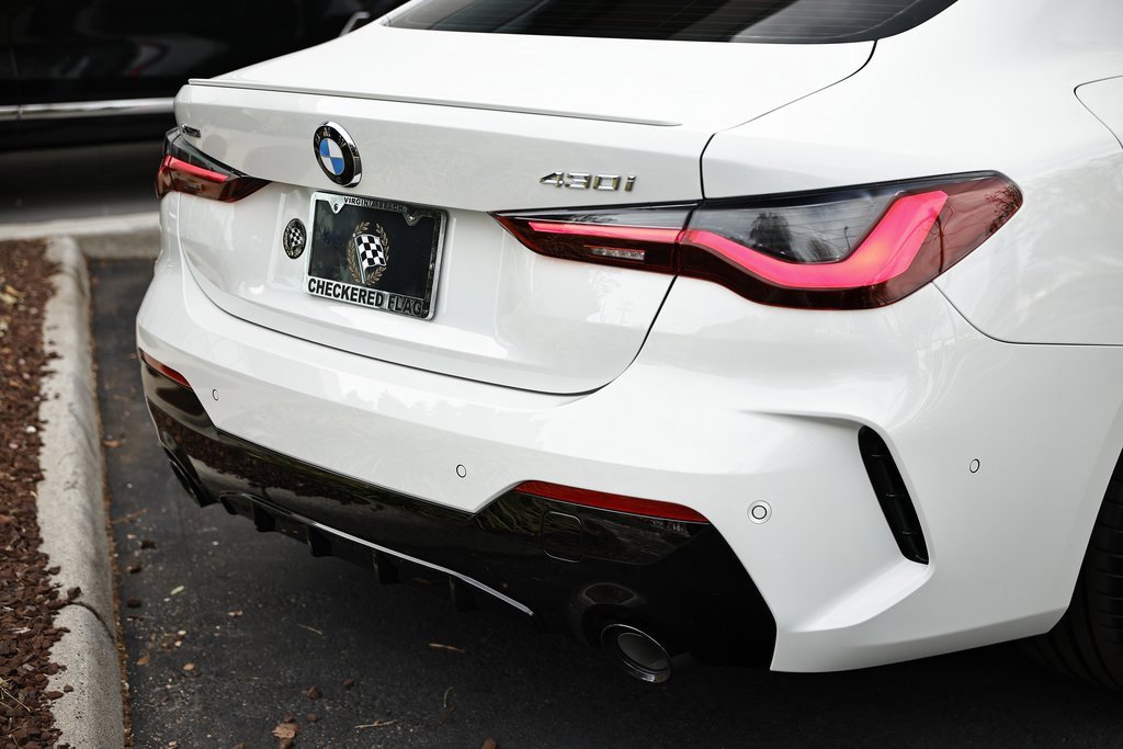 Used 2025 BMW 430i xDrive Coupe w/ M Sport Package image 9