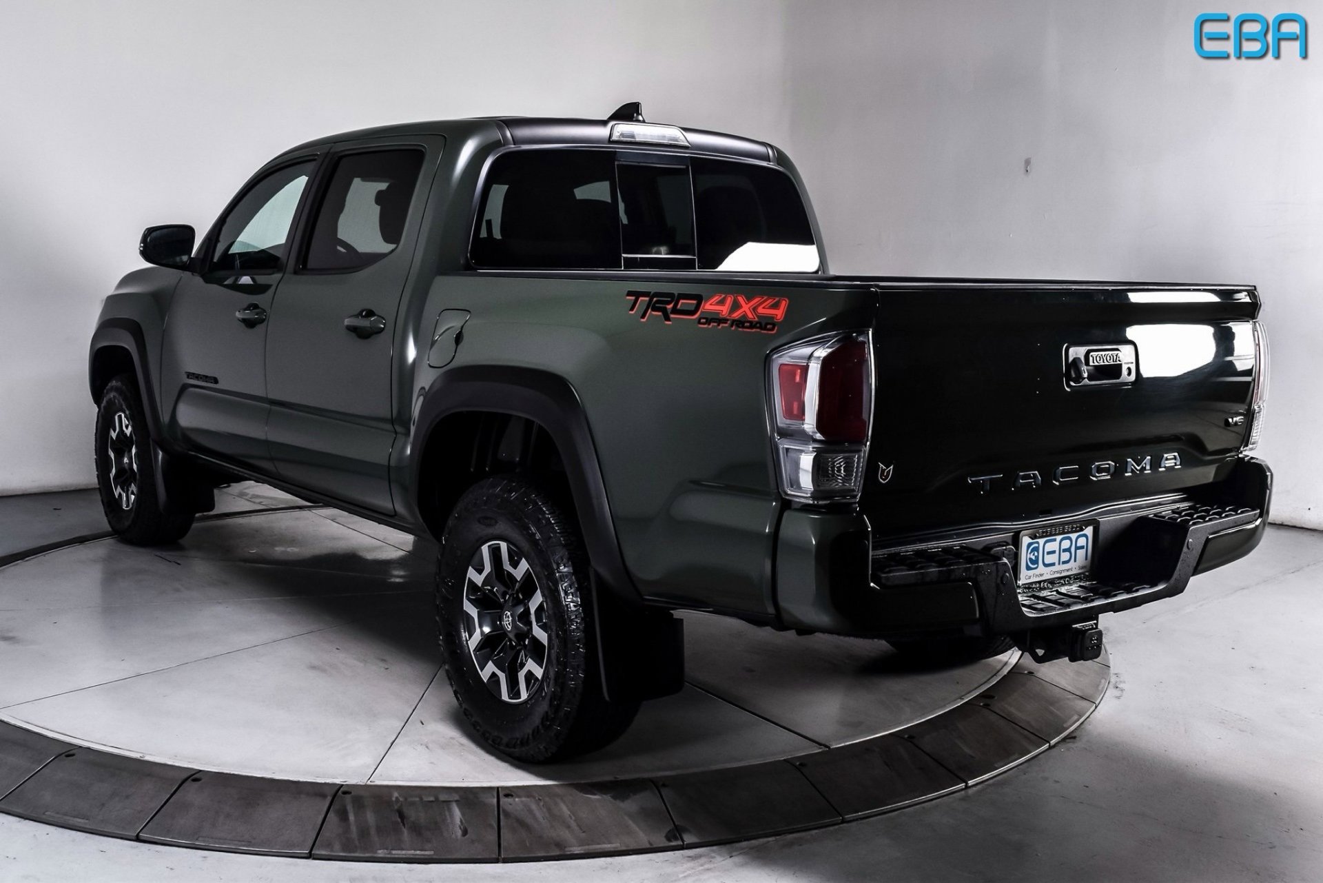 Used 2022 Toyota Tacoma TRD Off-Road image 5