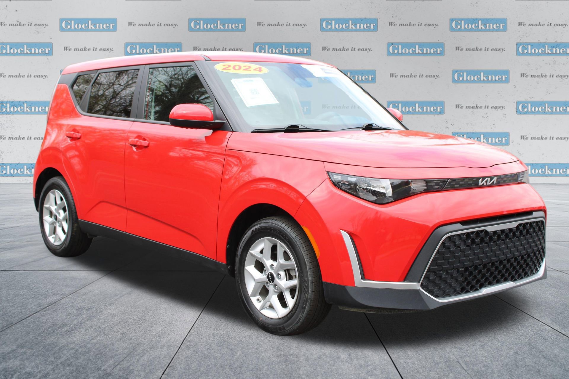Used 2024 Kia Soul LX w/ Option Group 015 image 3