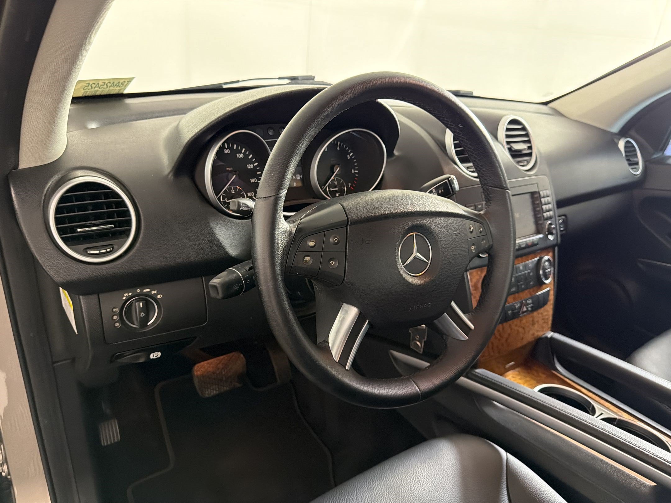 Used 2008 Mercedes-Benz ML 350 4MATIC image 4
