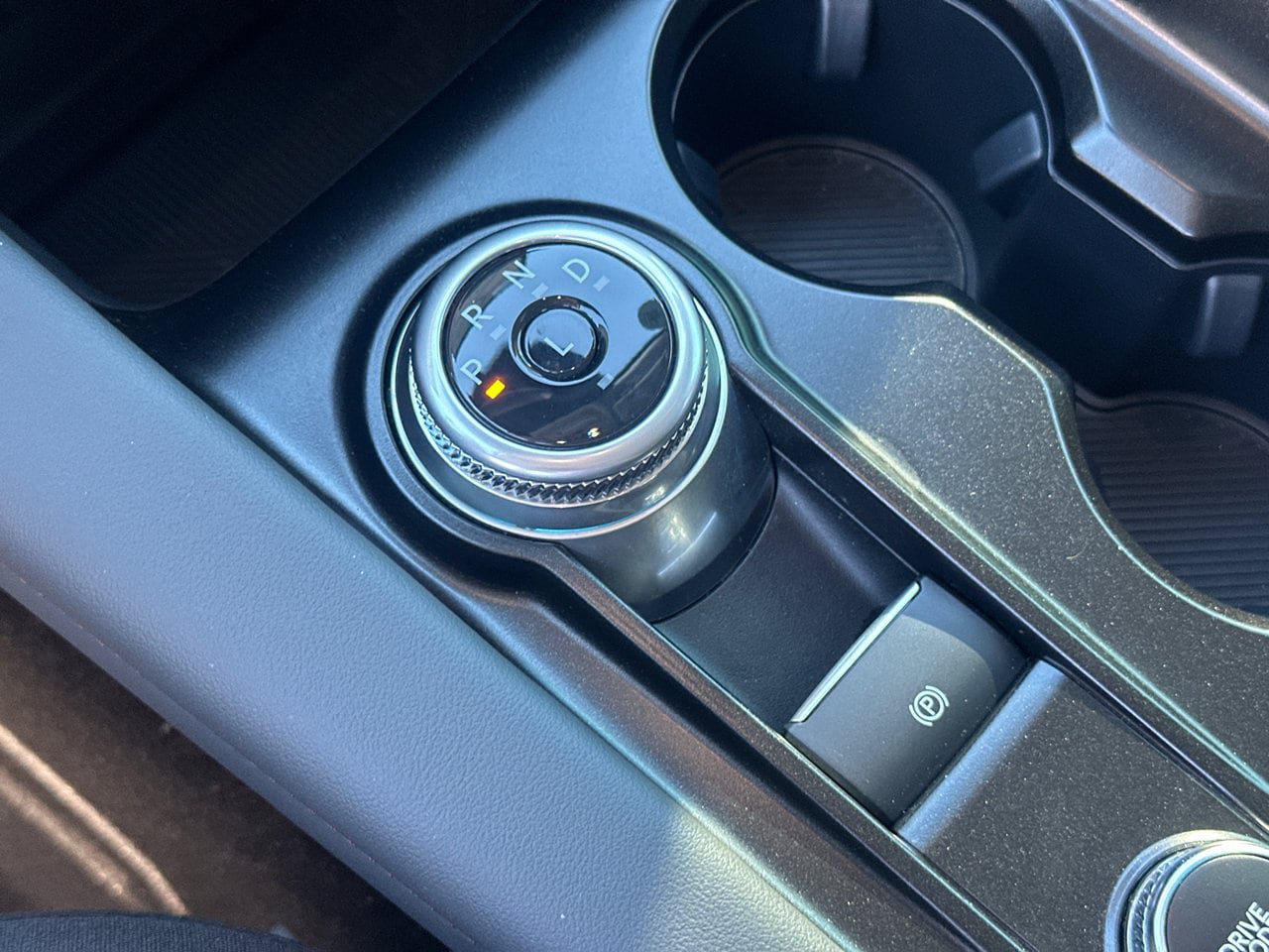 New 2026 Ford Explorer Active RWD image 31