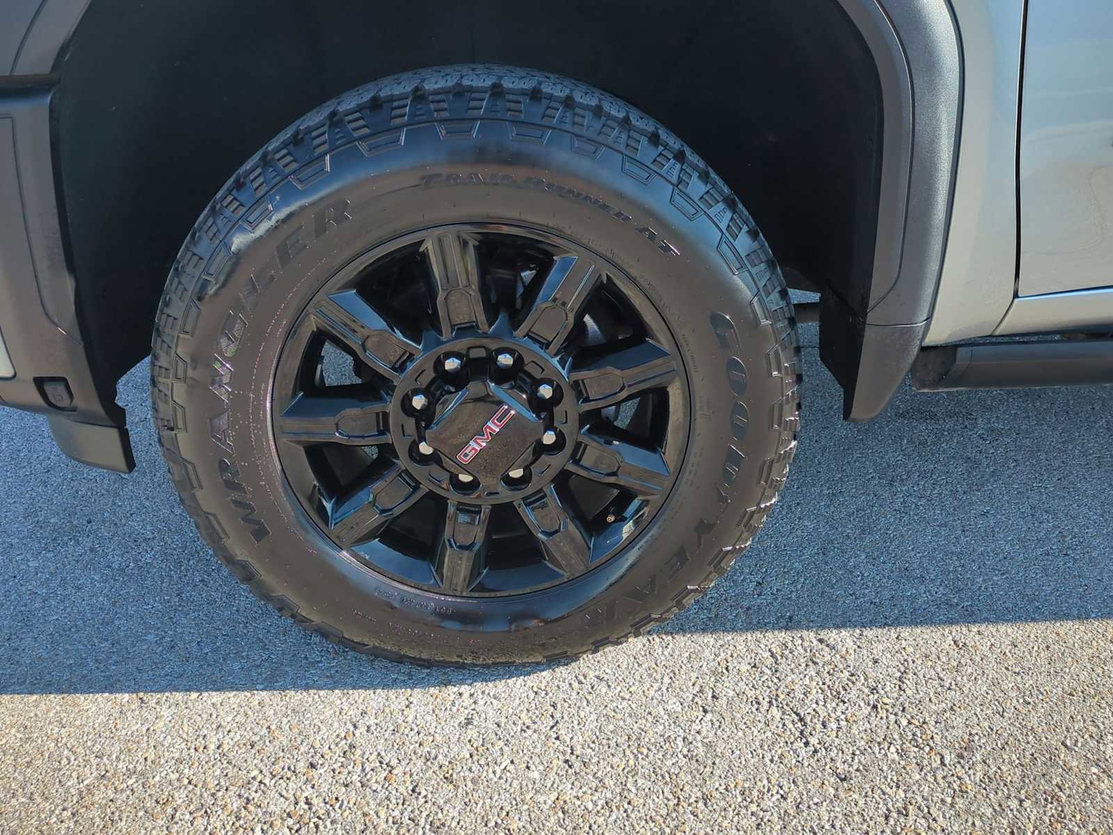 Used 2024 GMC Sierra 2500 AT4 w/ AT4 Premium Plus Package AWD/4WD image 33