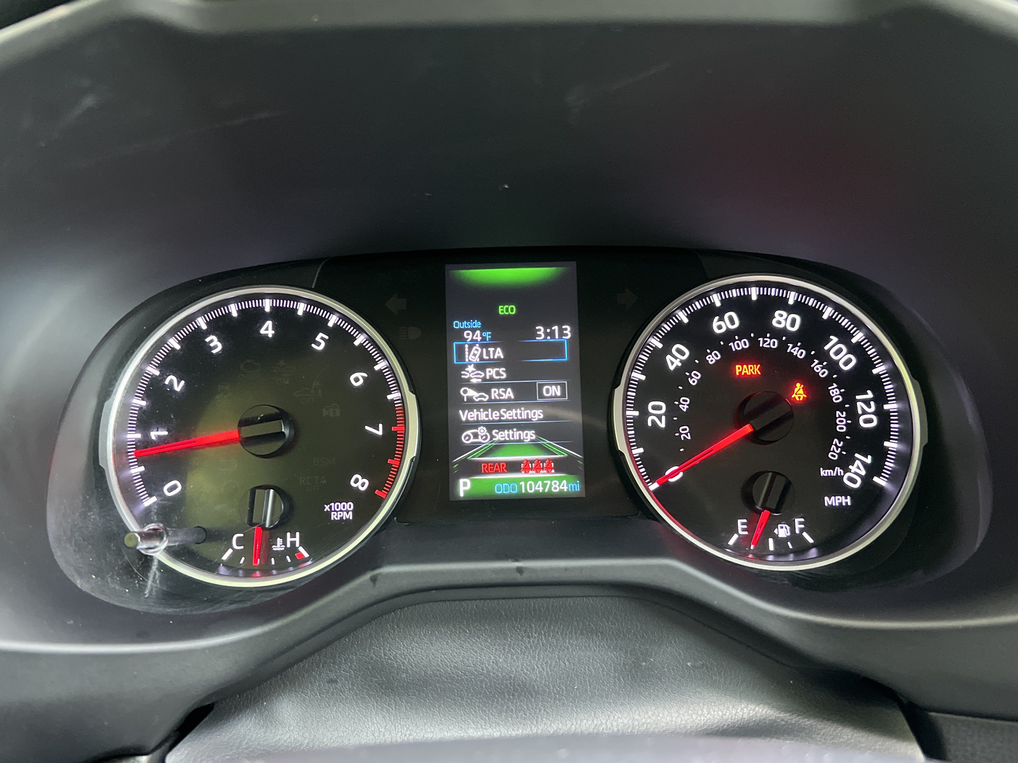 Used 2022 Toyota RAV4 LE FWD image 22