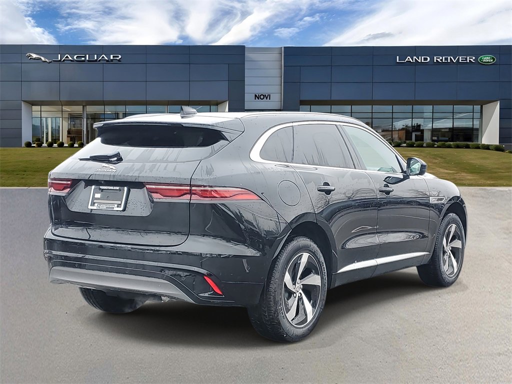 New 2025 Jaguar F-PACE R-Dynamic S image 3