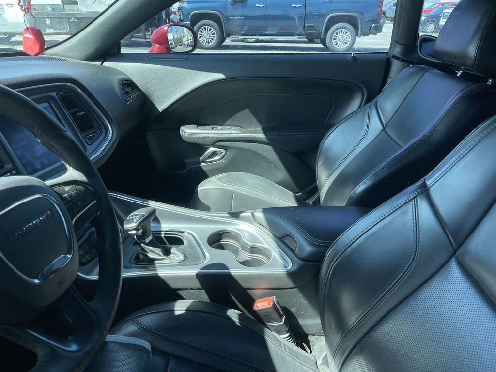 Used 2017 Dodge Challenger R/T Plus image 5