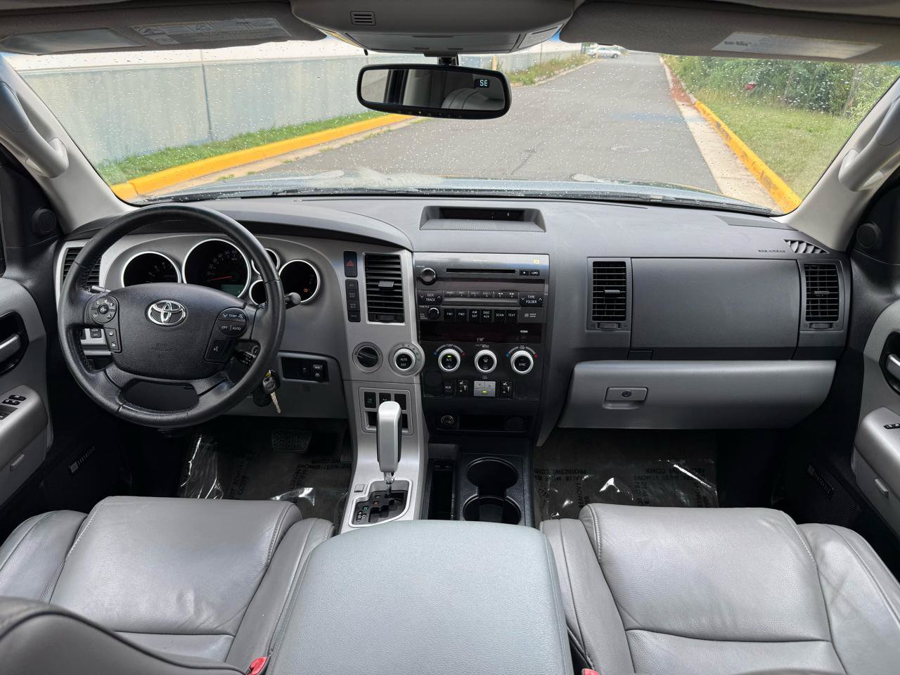 Used 2008 Toyota Sequoia Limited AWD/4WD image 35