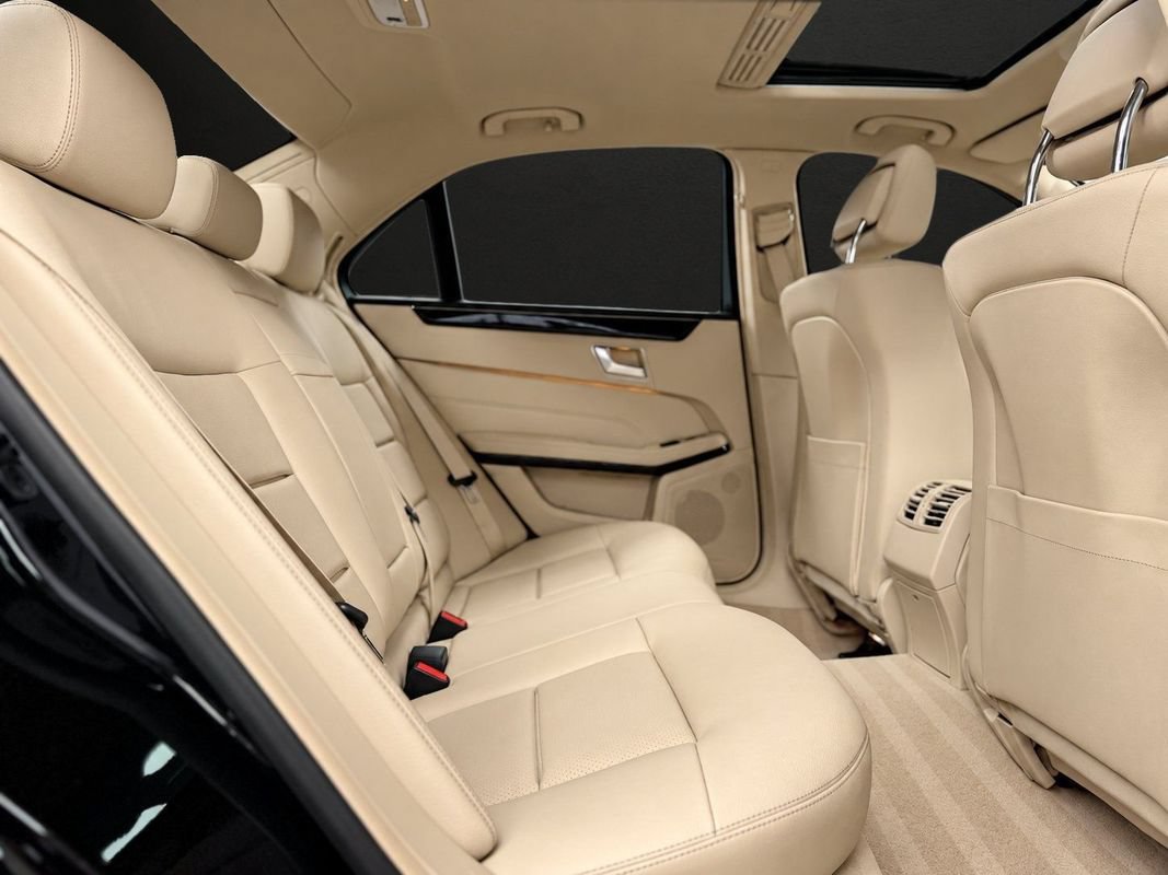 Used 2016 Mercedes-Benz E 350 4MATIC Sedan w/ Premium Package image 25