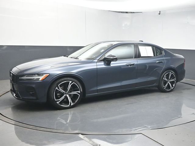 Certified 2025 Volvo S60 B5 Core AWD/4WD image 4