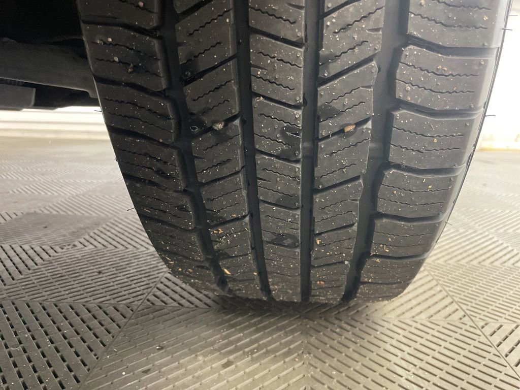 Used 2019 GMC Yukon XL Denali image 44
