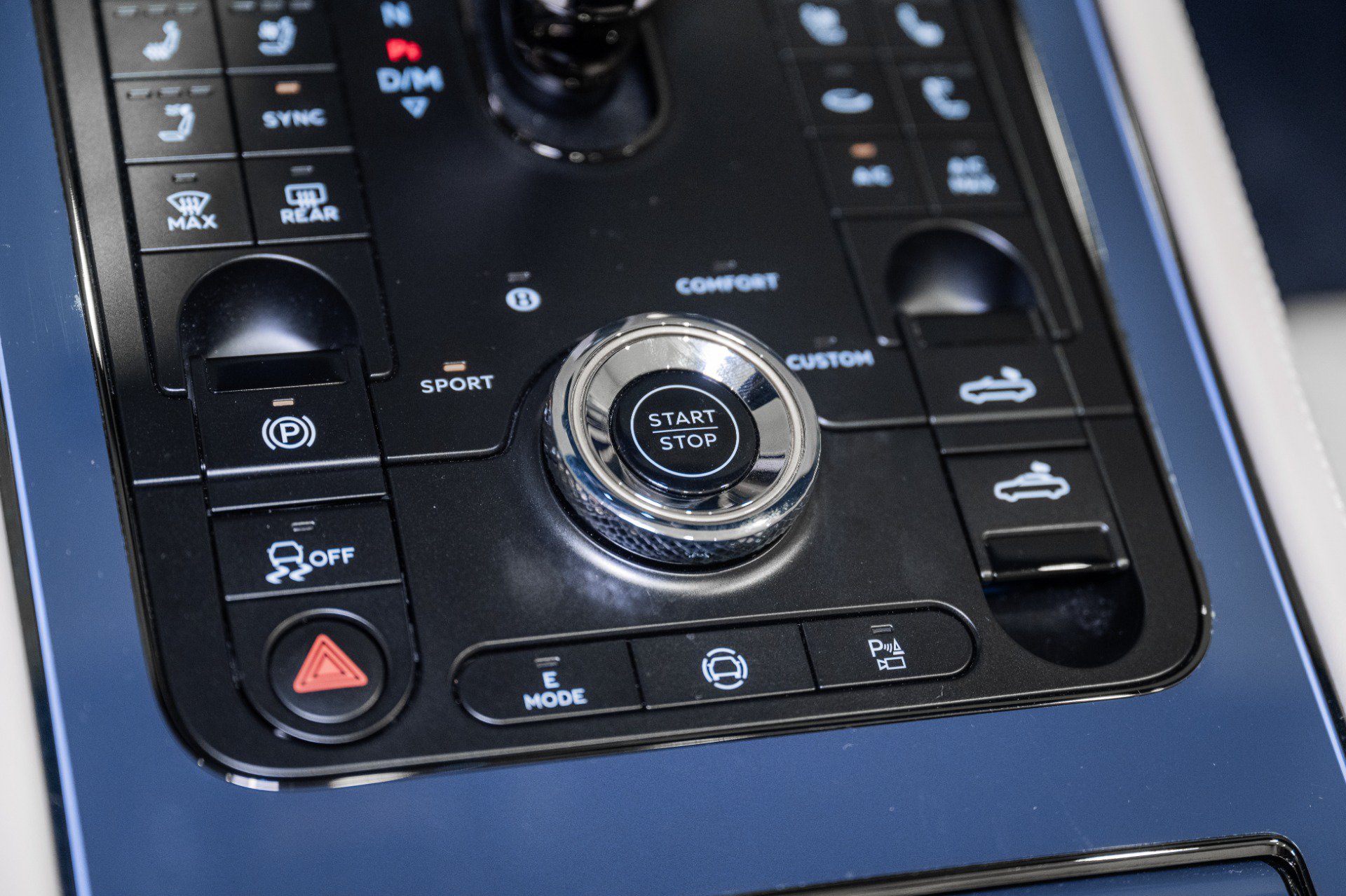 New 2026 Bentley Continental GTC AWD/4WD image 42