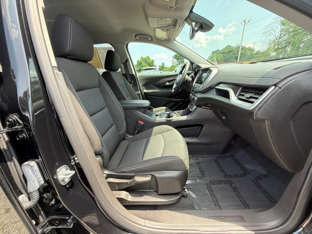 Used 2024 GMC Terrain SLE w/ Driver Convenience Package AWD/4WD image 25