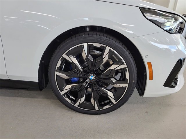 New 2026 BMW 530i w/ M Sport Package image 4
